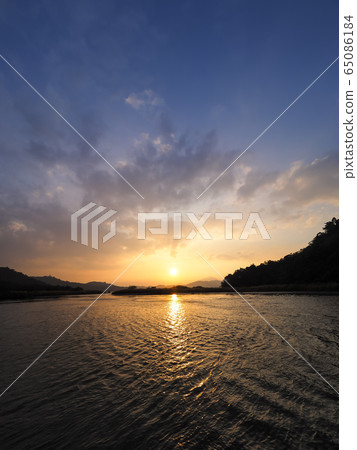Sun Moon Lake at dusk, Nantou, Taiwan 65086184