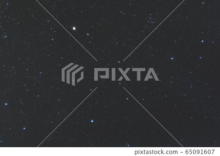 Large triangle of spring 65091607