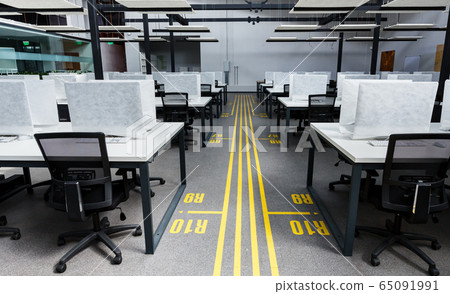 Rental office for IT workers with covered computers while quarantine Rental office for IT workers with covered computers while quarantine 65091991