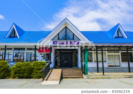 Beloved wife's bell rest house 65092259