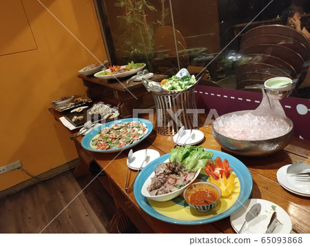 Buffet bar 65093868