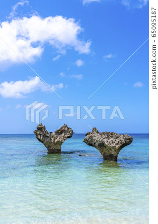 Okinawa Prefecture Kouri Island Heart lock Okinawa Prefecture Kouri Island Heart lock 65095187