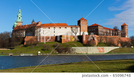 wawel, castle, complex 65096748