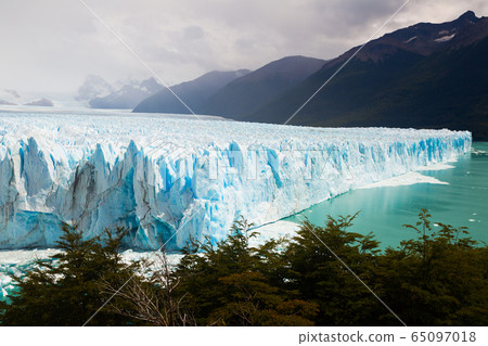 Perito Moreno Glacier 65097018