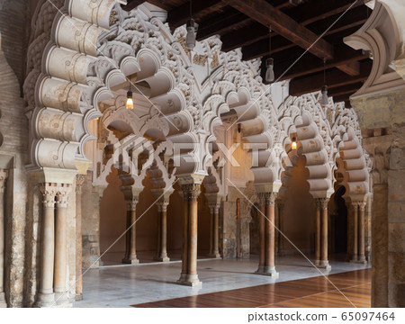 Aljaferia Palace. North gate arches Patio de Santa Isabel. Zaragoza, Aragon, Spain Aljaferia Palace. North gate arches Patio de Santa Isabel. Zaragoza, Aragon, Spain 65097464