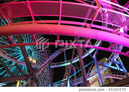 amusement park amusement park 65103570