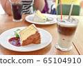 Chiffon cake and ice cafe au lait 65104910