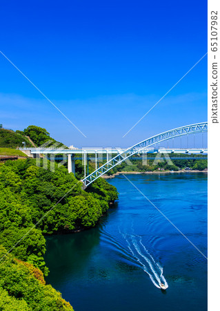 Shinsaikaibashi [Sasebo City, Saikai City, Nagasaki Prefecture] 65107982