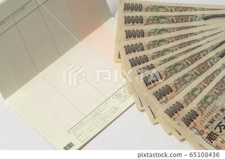 存摺和10萬日元特別定額利益圖片 存摺和10萬日元特別定額利益圖片 65108436