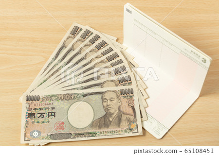 Bankbook and 100,000 yen Special fixed amount benefit image 65108451