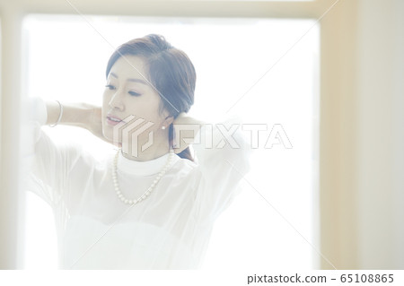 女商人，企業，CEO，CEO，CEO，辦公室，辦公室，辦公室，公司，咖啡館，房子 65108865