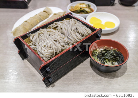 蕎麥麵蕎麥麵 65110923