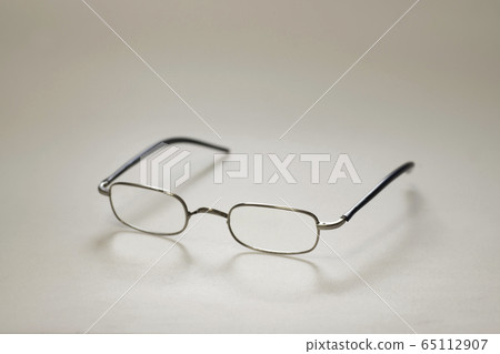 別緻的眼鏡 65112907