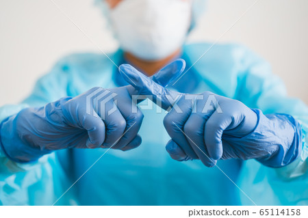 Medical collapse Medical staff 65114158