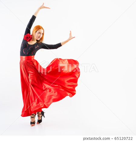 Modern style dancer jumping Modern style dancer jumping 65120722
