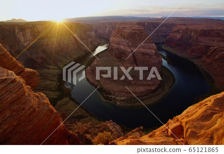 Horseshoe Bend, Arizona, USA 65121865