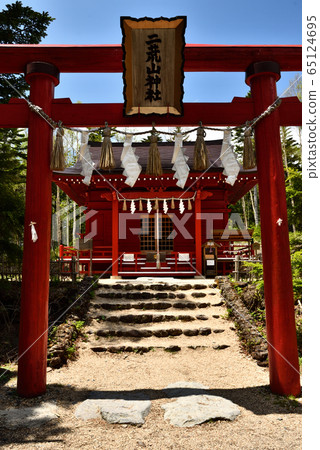 Nikko Shiraneyama Futarayama Shrine 65124695