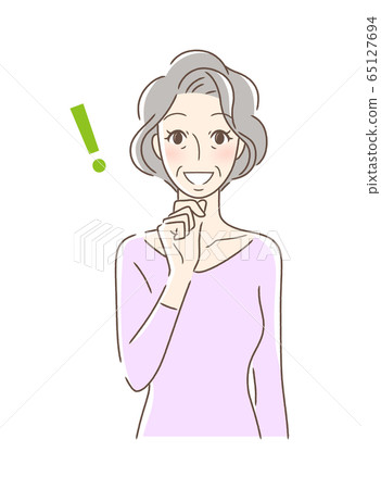 面對前方的女人微笑著說服 65127694