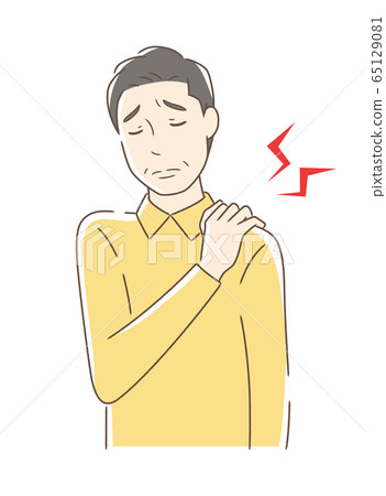 一個男人肩膀僵硬 一個男人肩膀僵硬 65129081