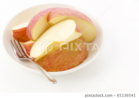 Cut apples Cut apples 65136541