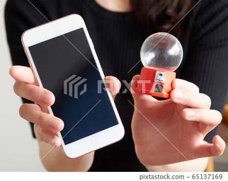 Image of smartphone game billing 65137169