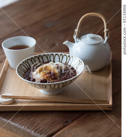 Tea and tea 65138866