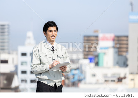 A young worker A young worker 65139613