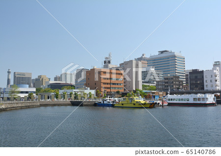 Yokohama Yokohama 65140786