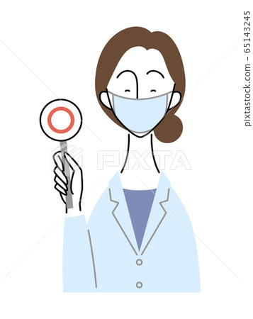 Female doctor with Maru's (correct answer) / wearing a mask 65143245