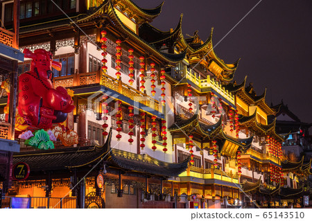 << Shanghai >> Exterior of Yuyuan Mall << Shanghai >> Exterior of Yuyuan Mall 65143510