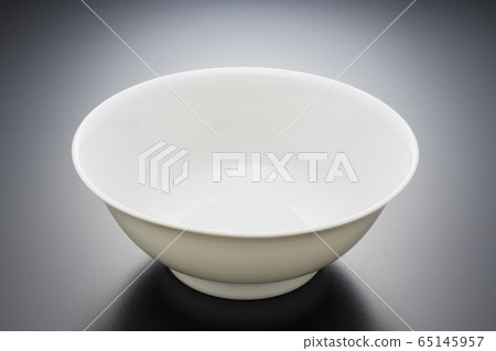 Ramen bowl 65145957