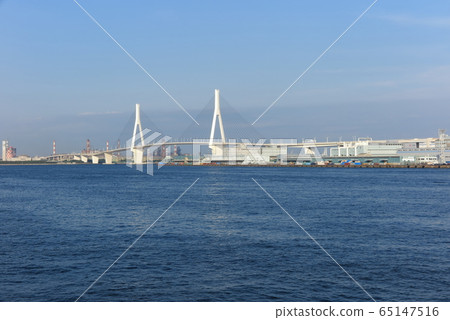 Tsurumi Tsubasa Bridge (evening view) Tsurumi Tsubasa Bridge (evening view) 65147516