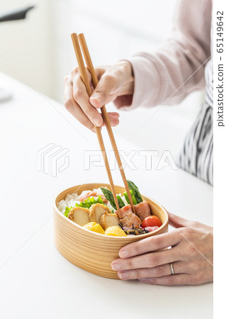 Scene to make lunch 65149642