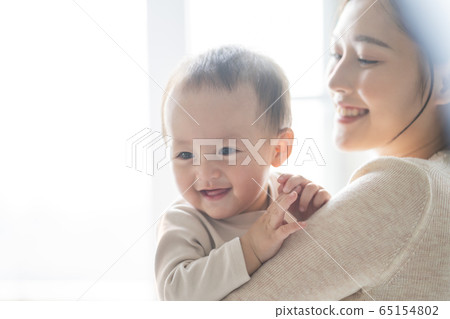 Young women and toddlers raising children Young women and toddlers raising children 65154802
