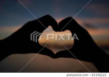 Love at sunset Love at sunset 65156222