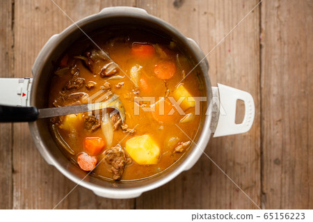 Curry hotpot camp image Curry hotpot camp image 65156223