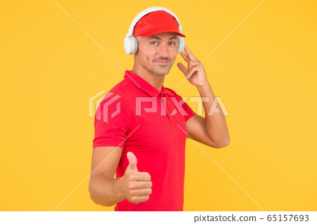 This song is so good. Unshaven man give thumbs up This song is so good. Unshaven man give thumbs up 65157693