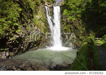 Waterfall of Gotazi (Fukui City, Fukui Prefecture) 65160262