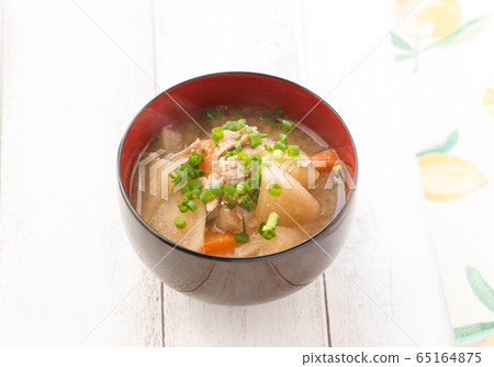 Pork soup miso soup bowl Pork soup miso soup bowl 65164875