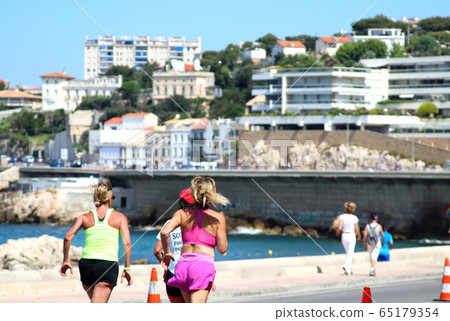 海外馬拉鬆比賽 65179354