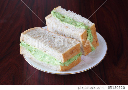 鱷梨三明治 65180620