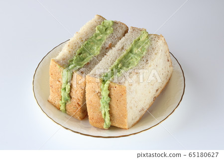鱷梨三明治 65180627