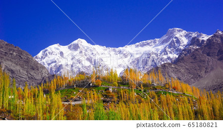 landscape view of Hunza Valley, Pakistan 65180821