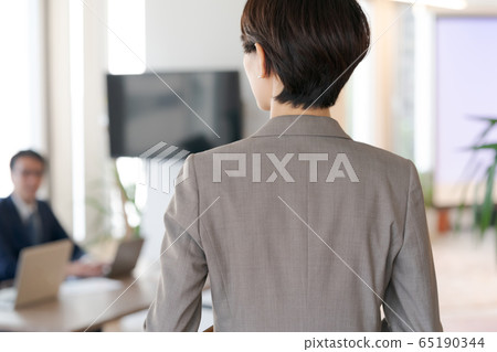 女企業家 女性白領 女商人 65190344