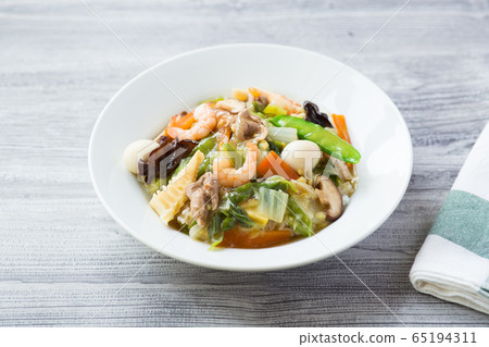 Chūkadon  65194311