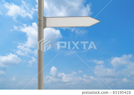 Empty blank sign with many white arrows on post Empty blank sign with many white arrows on post 65195428