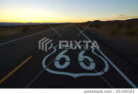 Route 66 at dusk California, USA 65198161