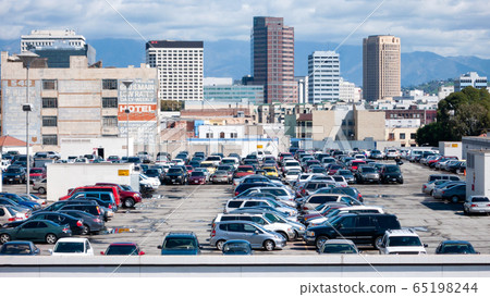 Rooftop of a building in Los Angeles, USA 65198244