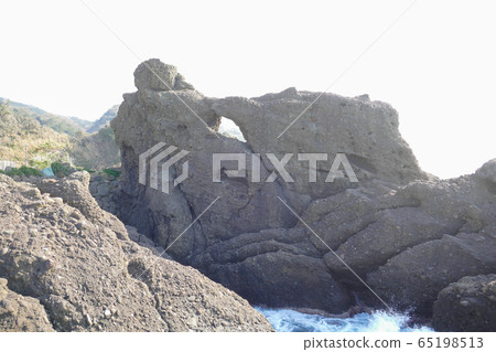 Fukui Prefecture Senigahama Echizen coast Shiofuki rock 65198513