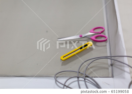 Refitting screen door DIY 65199058